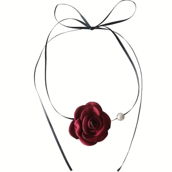 Elegant Red Rose Choker Necklace. Vintage Romantic sexy Choker Necklace Style - Picture 4 of 7